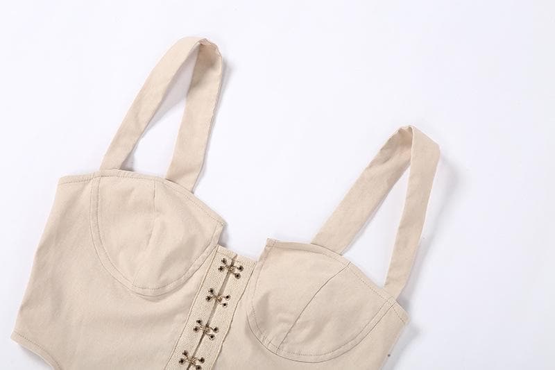 Low cut vintage style crop top – image 4