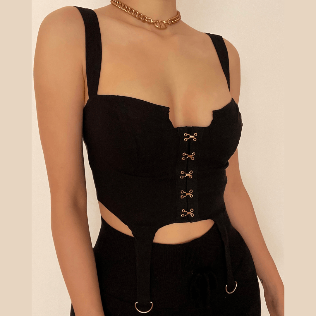 Low cut vintage style crop top – image 1