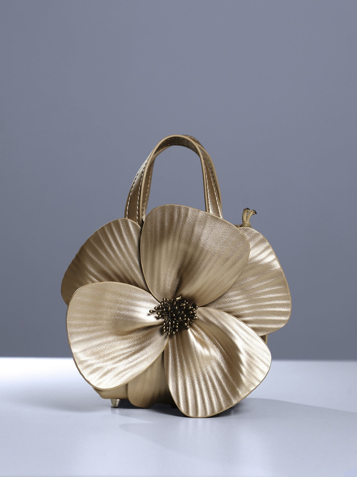 Acsah Leather Flower Bag In Gold – image 1