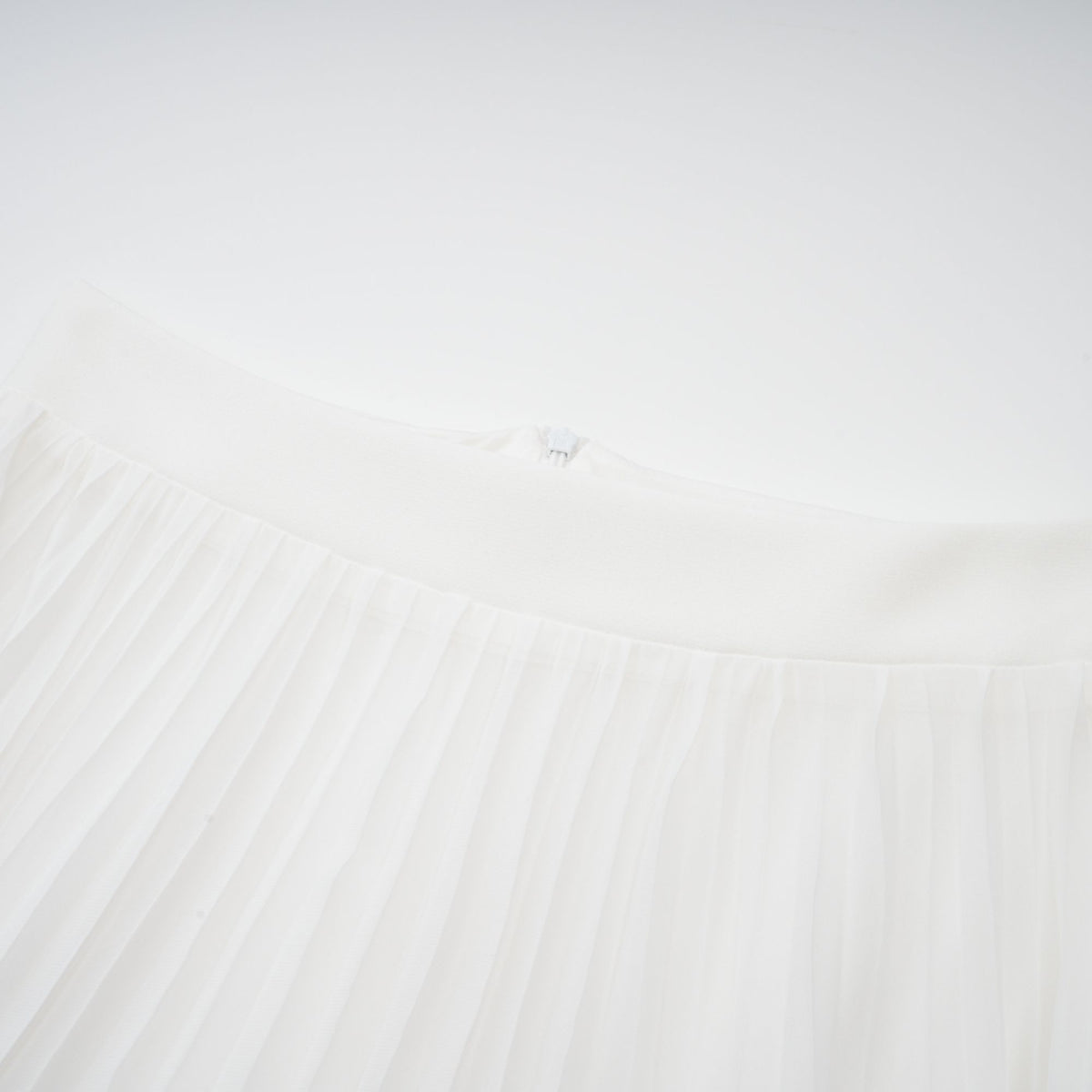 Inés halterneck layered long dress – image 20