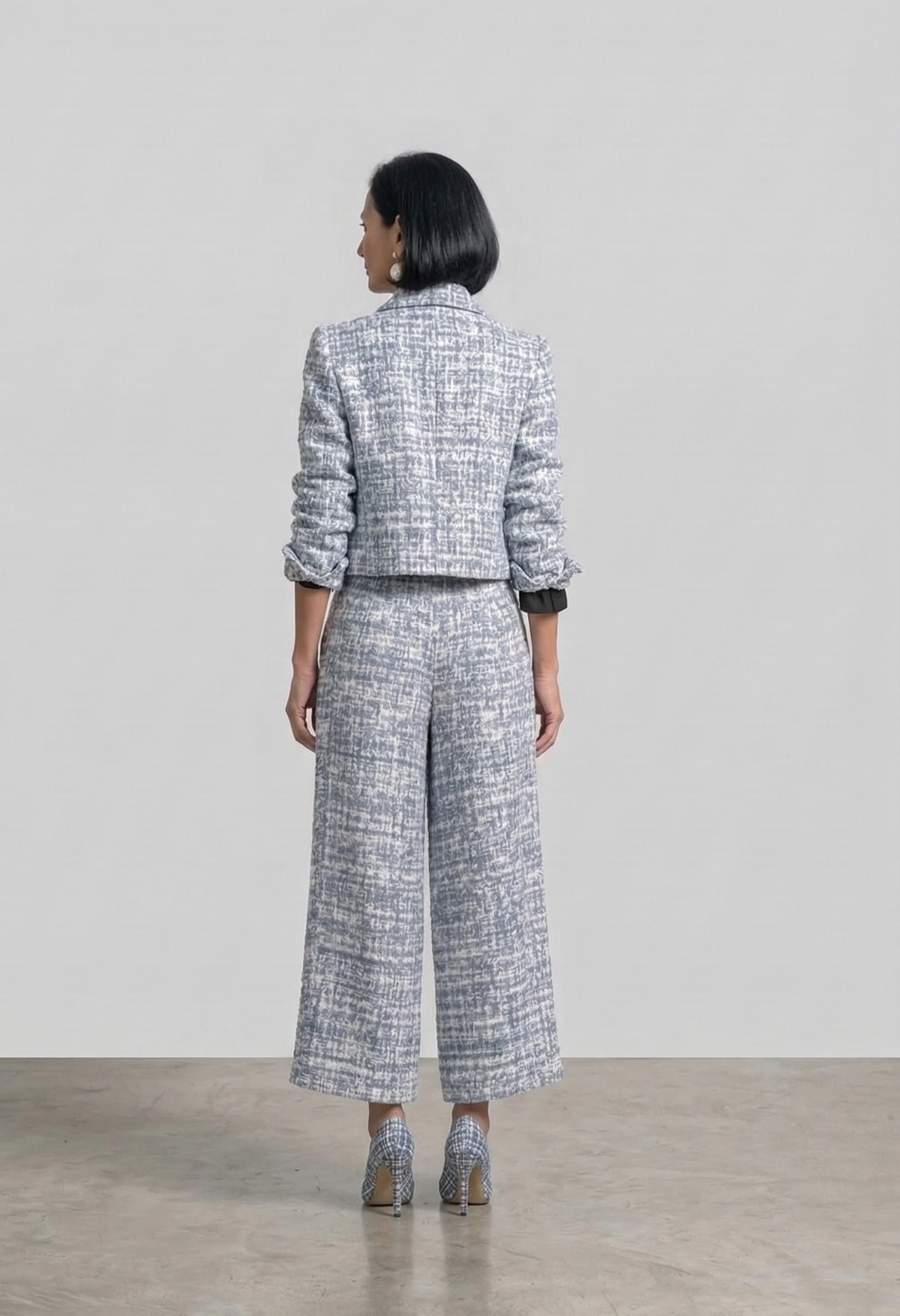 Lucía – Sophisticated and Versatile Set – image 5