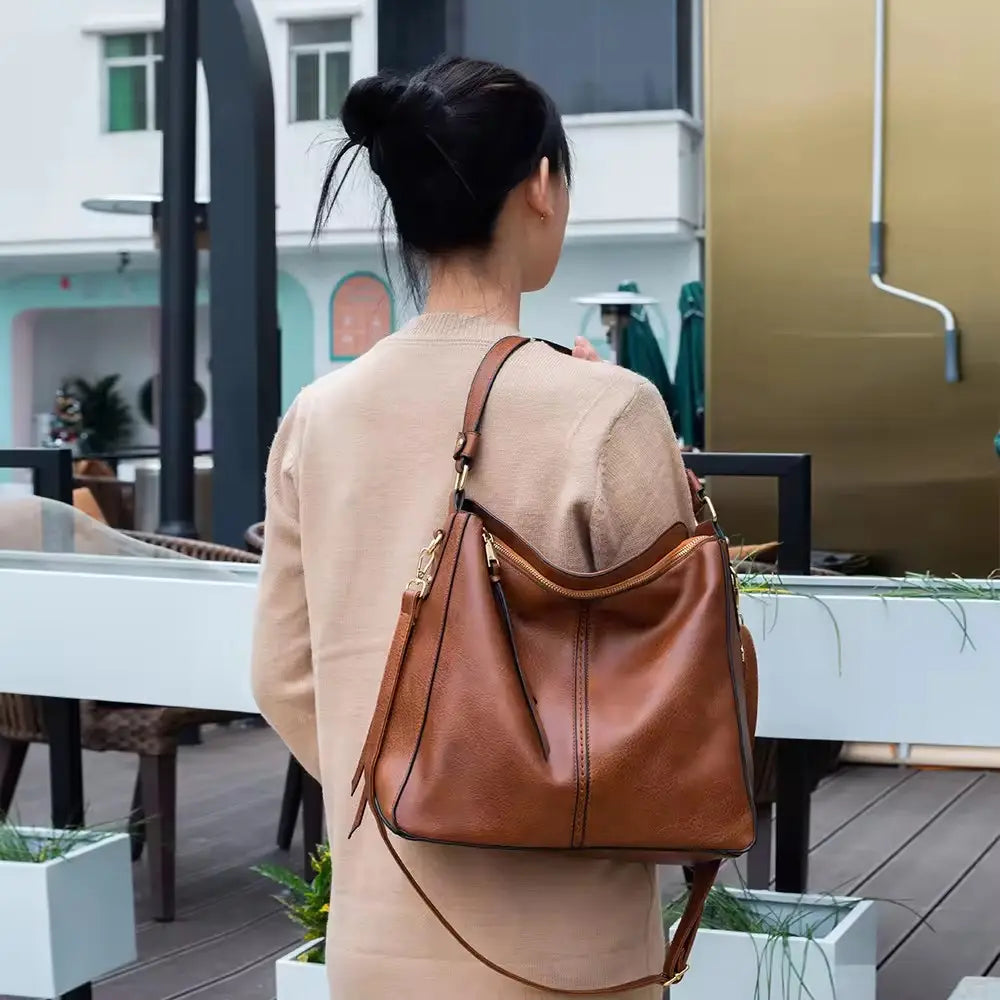 Luxury Anti-Theft Leather Crossbody Bag with Coin Purse – image 3