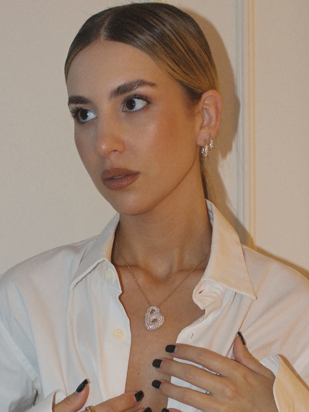 Luna Bubble Letter (A-Z) Necklace – image 6