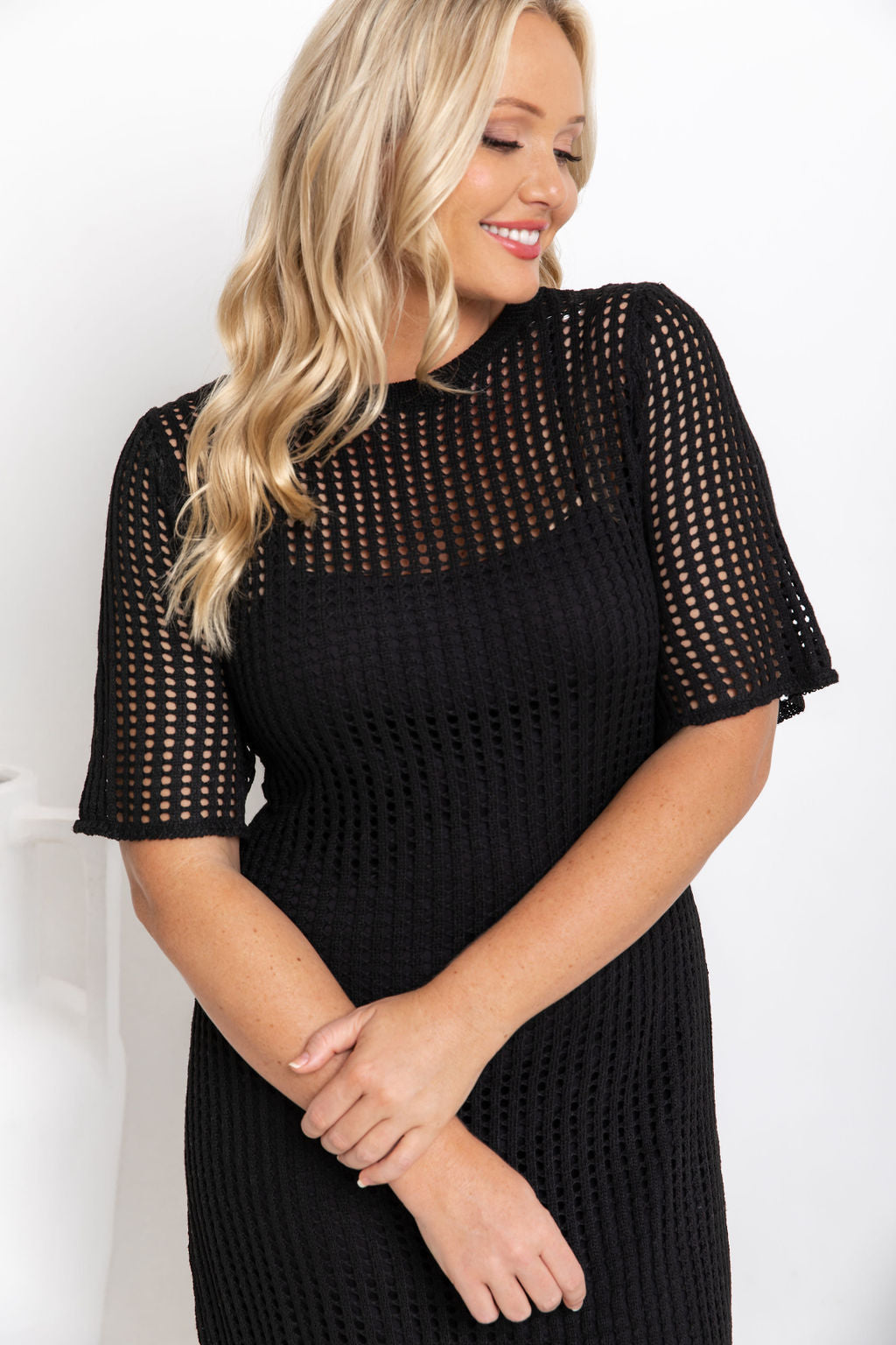 Airlie – Wide Crochet Dress – Black – image 2