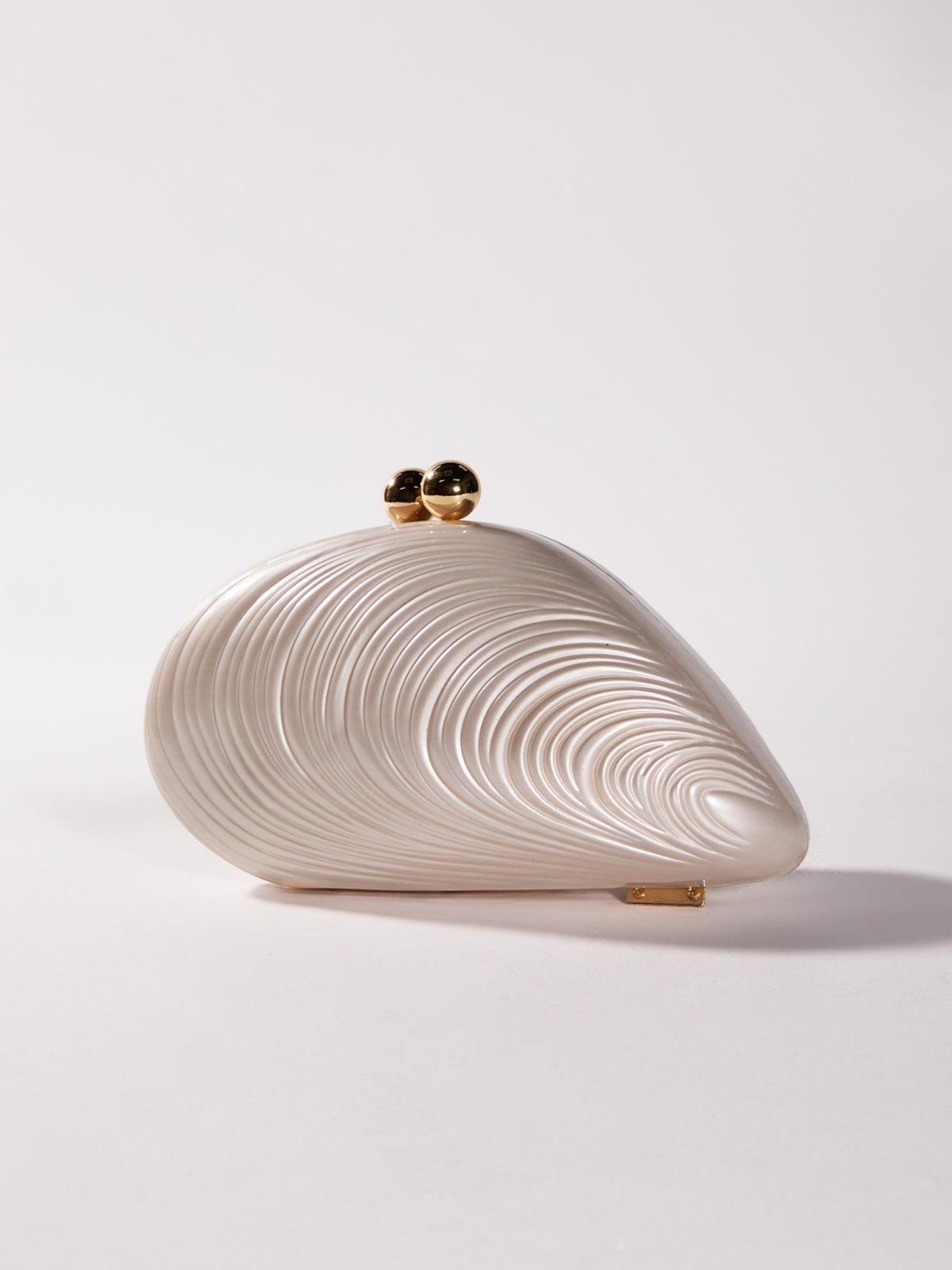 Mahin Seashell Convertible Clutch – image 5