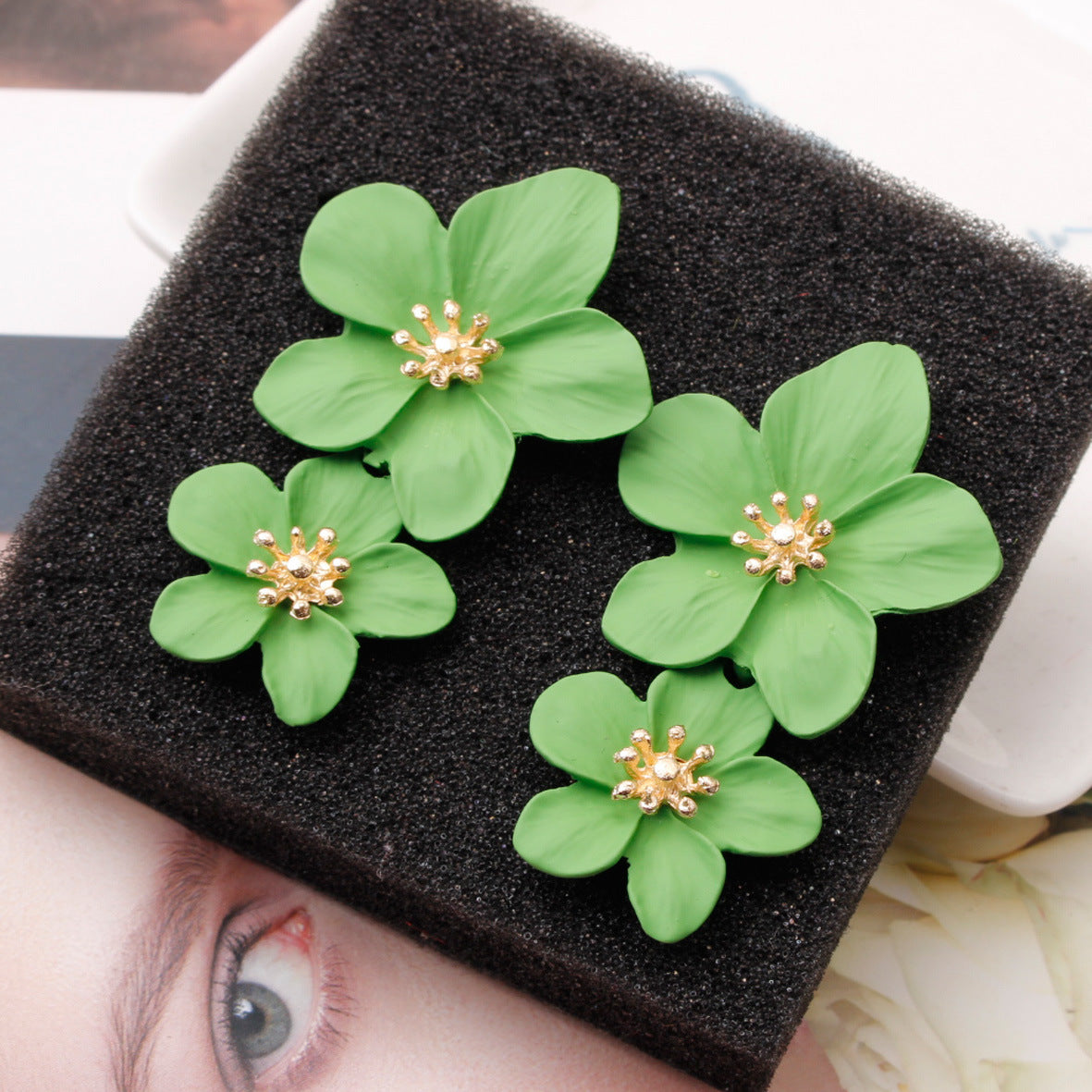 Sandra Double Flower Earrings – image 6