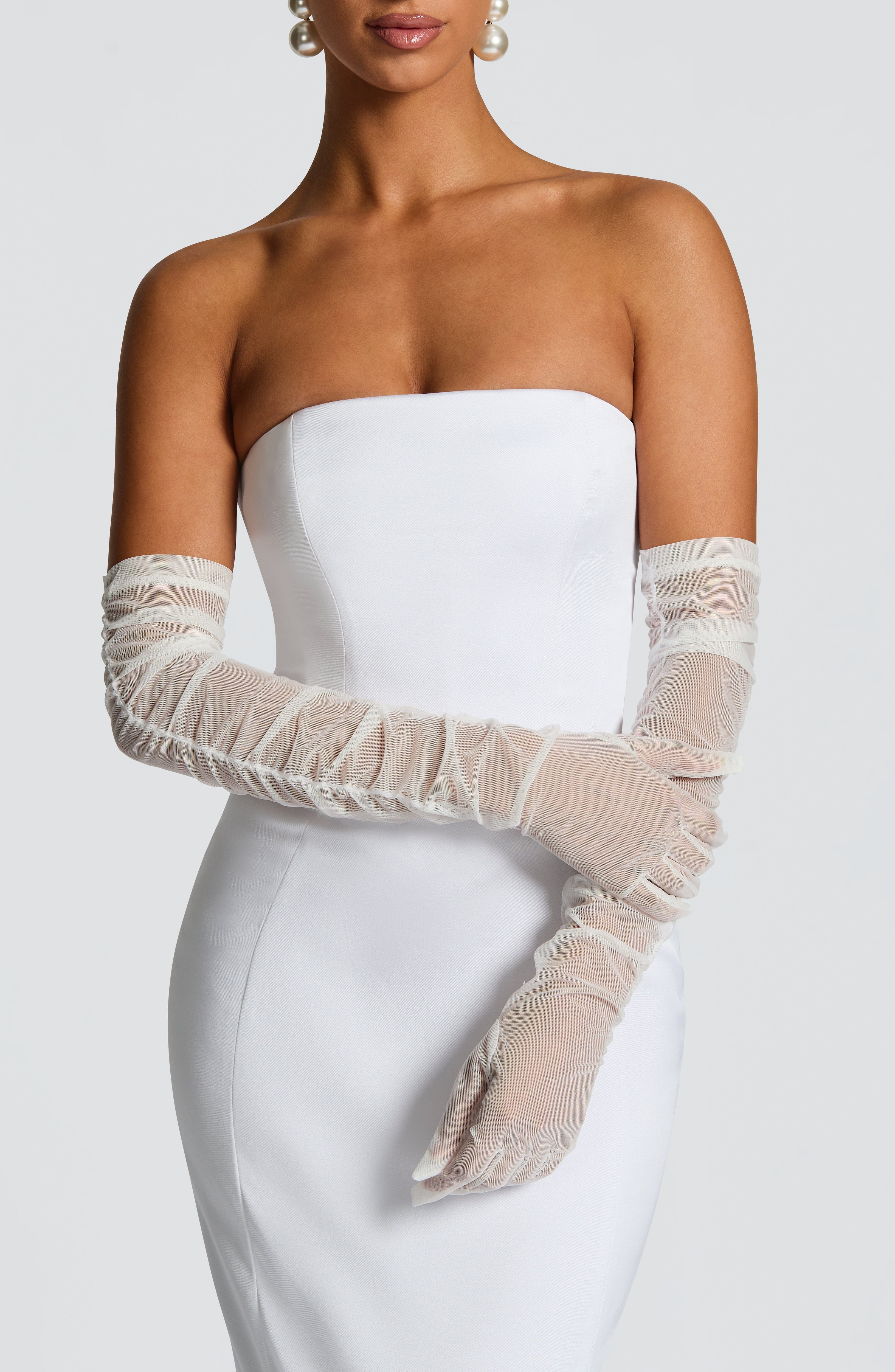 Ada Gloves - Ivory – image 3