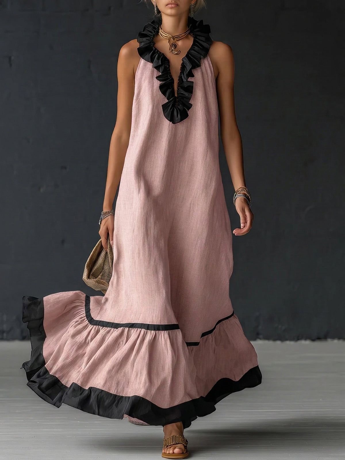 Elegant and romantic maxi dress with ruffles and colour-block panels – image 2