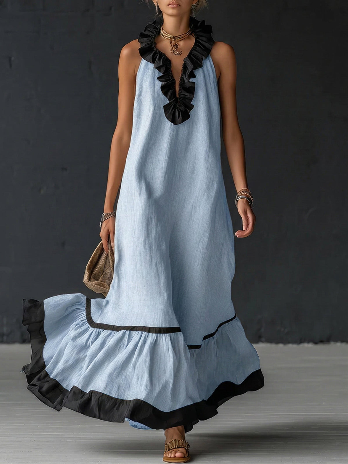 Elegant and romantic maxi dress with ruffles and colour-block panels – image 1