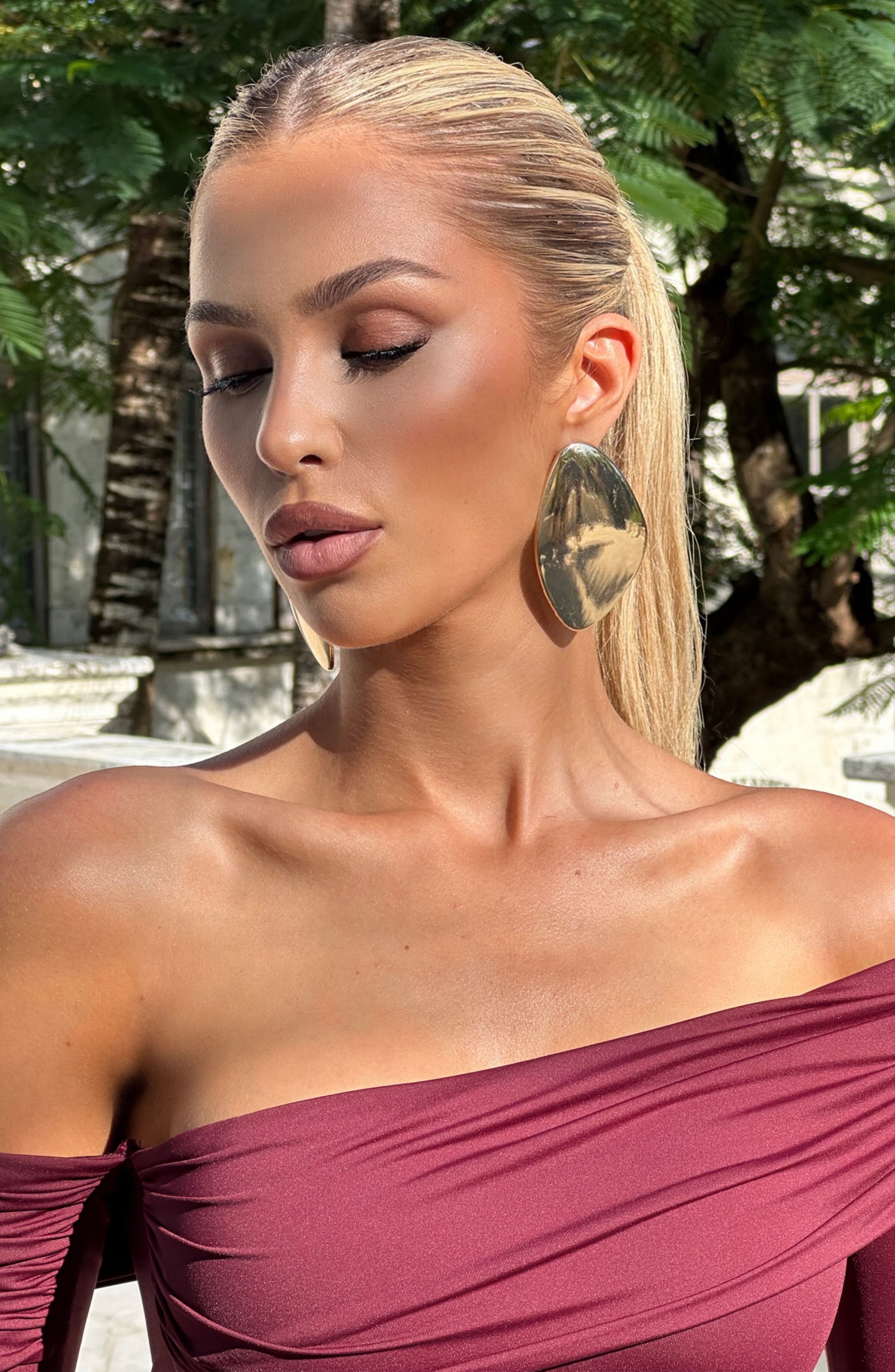 Yuki Earrings - Gold – image 2
