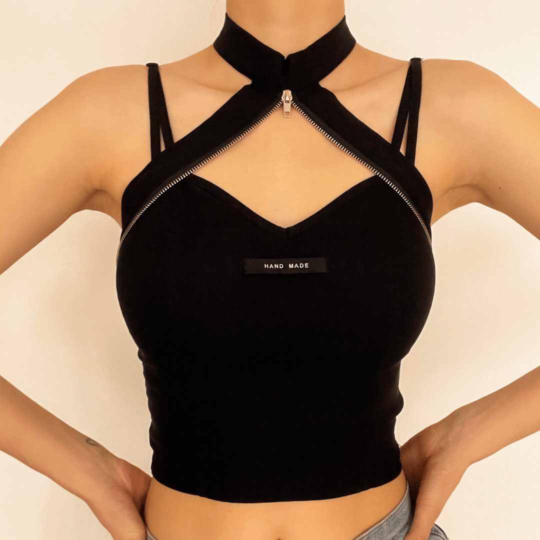 Heart neck zip halter crop top – image 10
