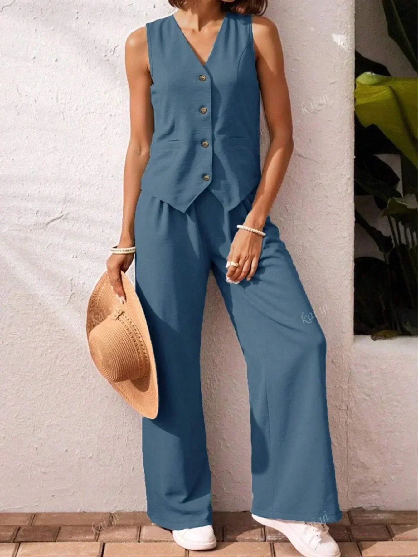 Sofía – Waistcoat + Trousers Set – image 16