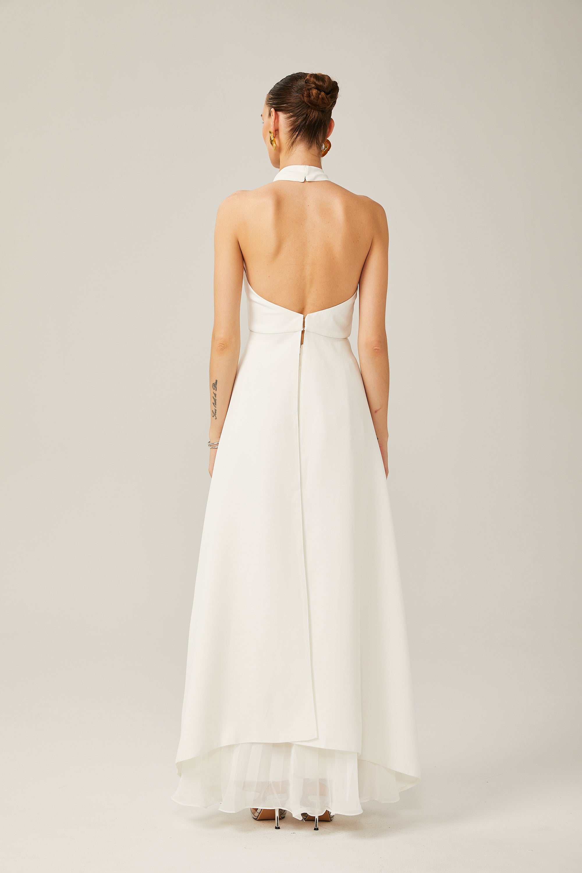 Inés halterneck layered long dress – image 7