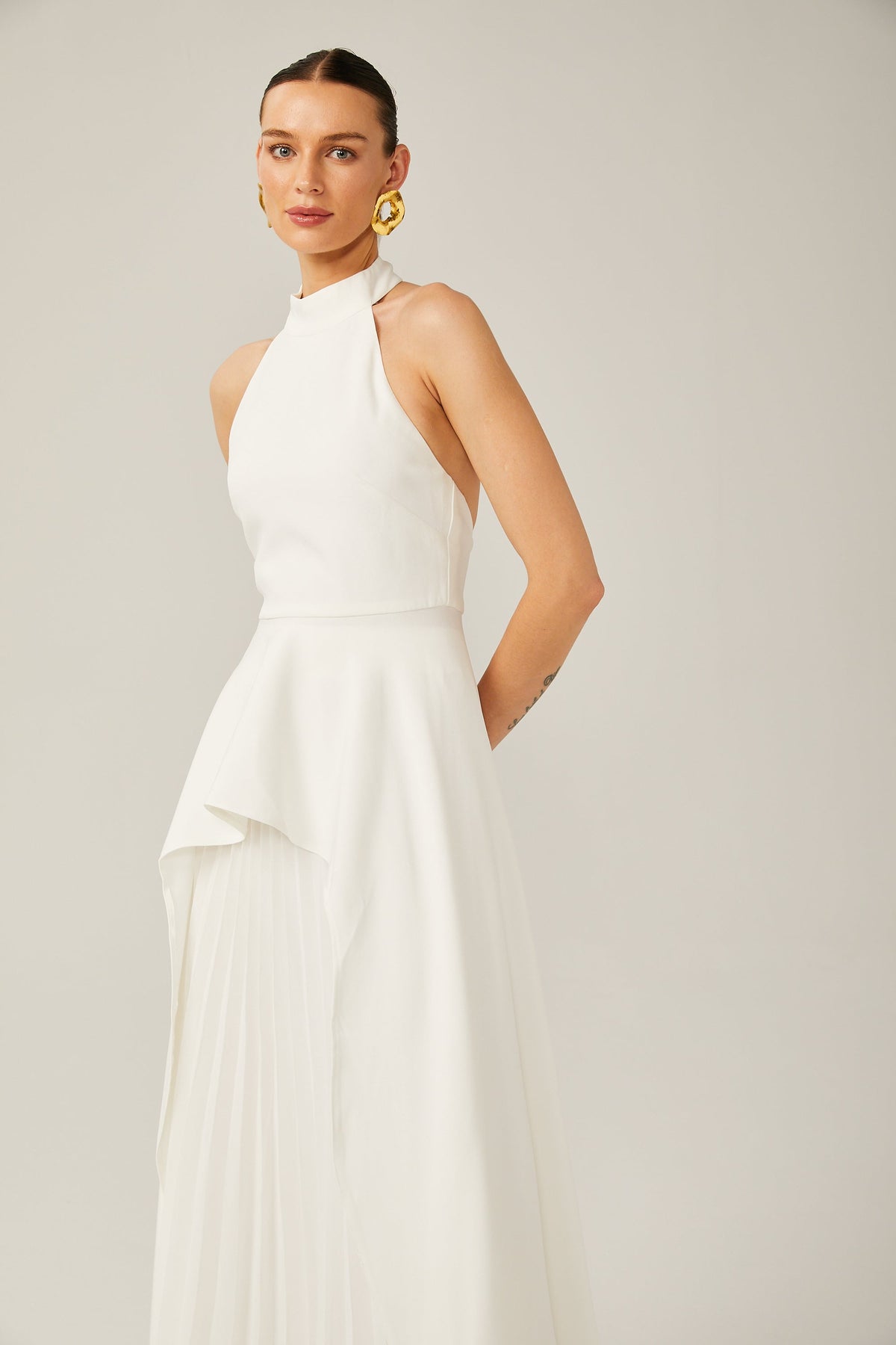 Inés halterneck layered long dress – image 12