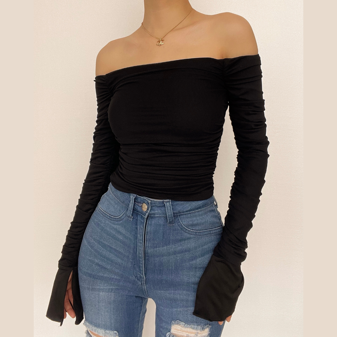 Double layered mesh off shoulder ruched long sleeve solid crop top – image 2