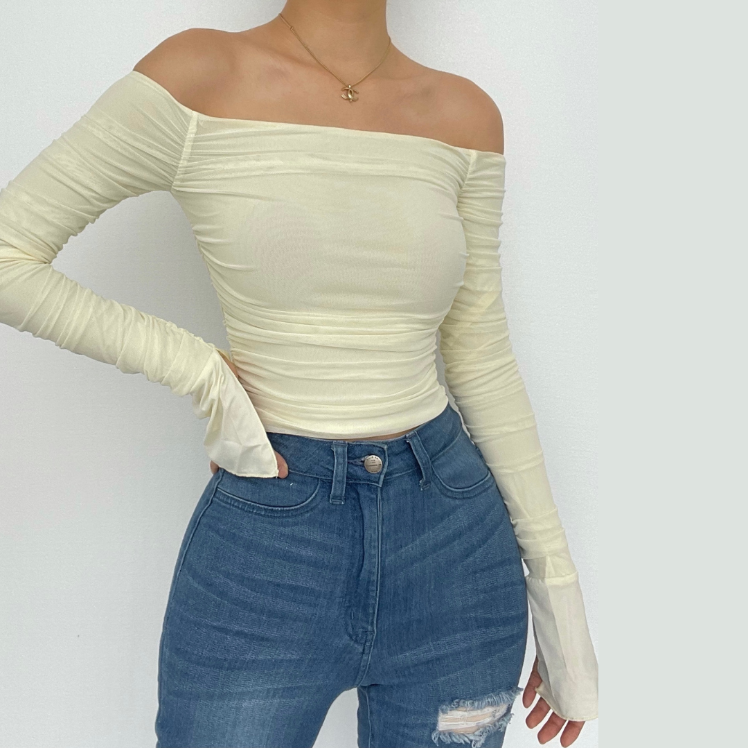 Double layered mesh off shoulder ruched long sleeve solid crop top – image 6