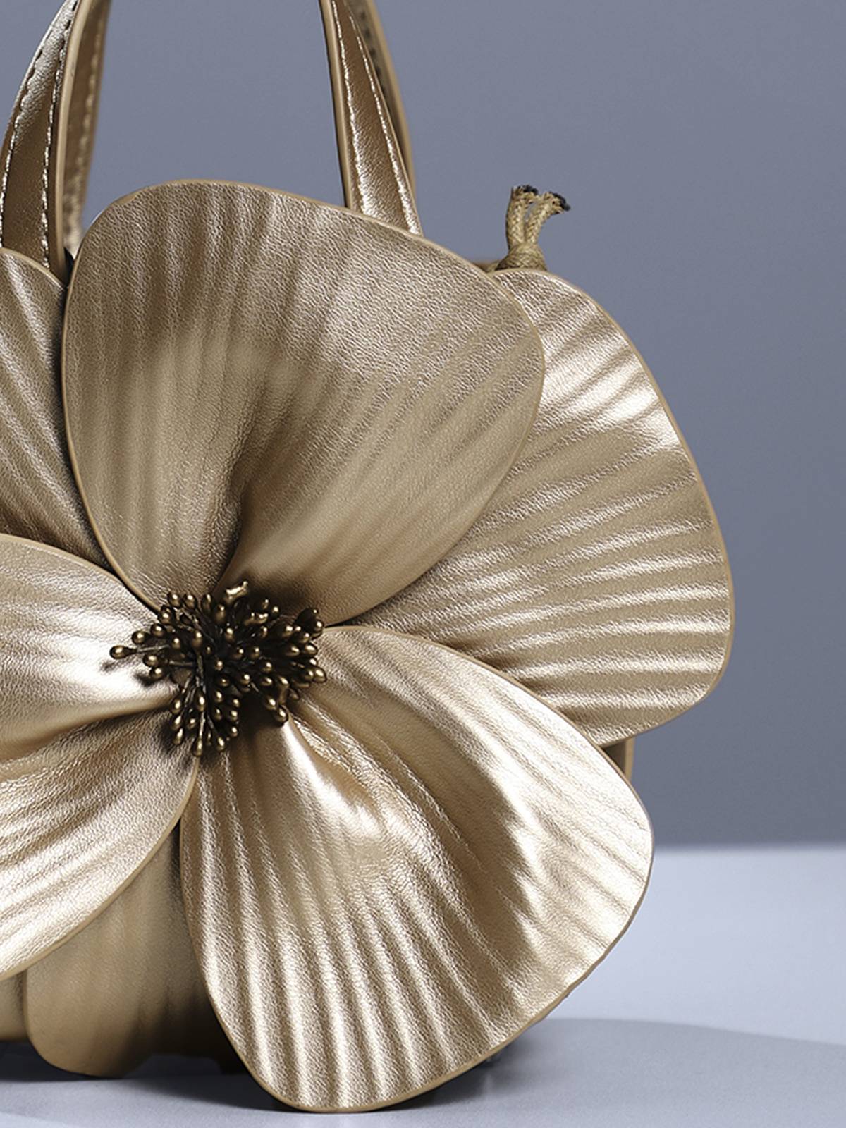 Acsah Leather Flower Bag In Gold – image 2