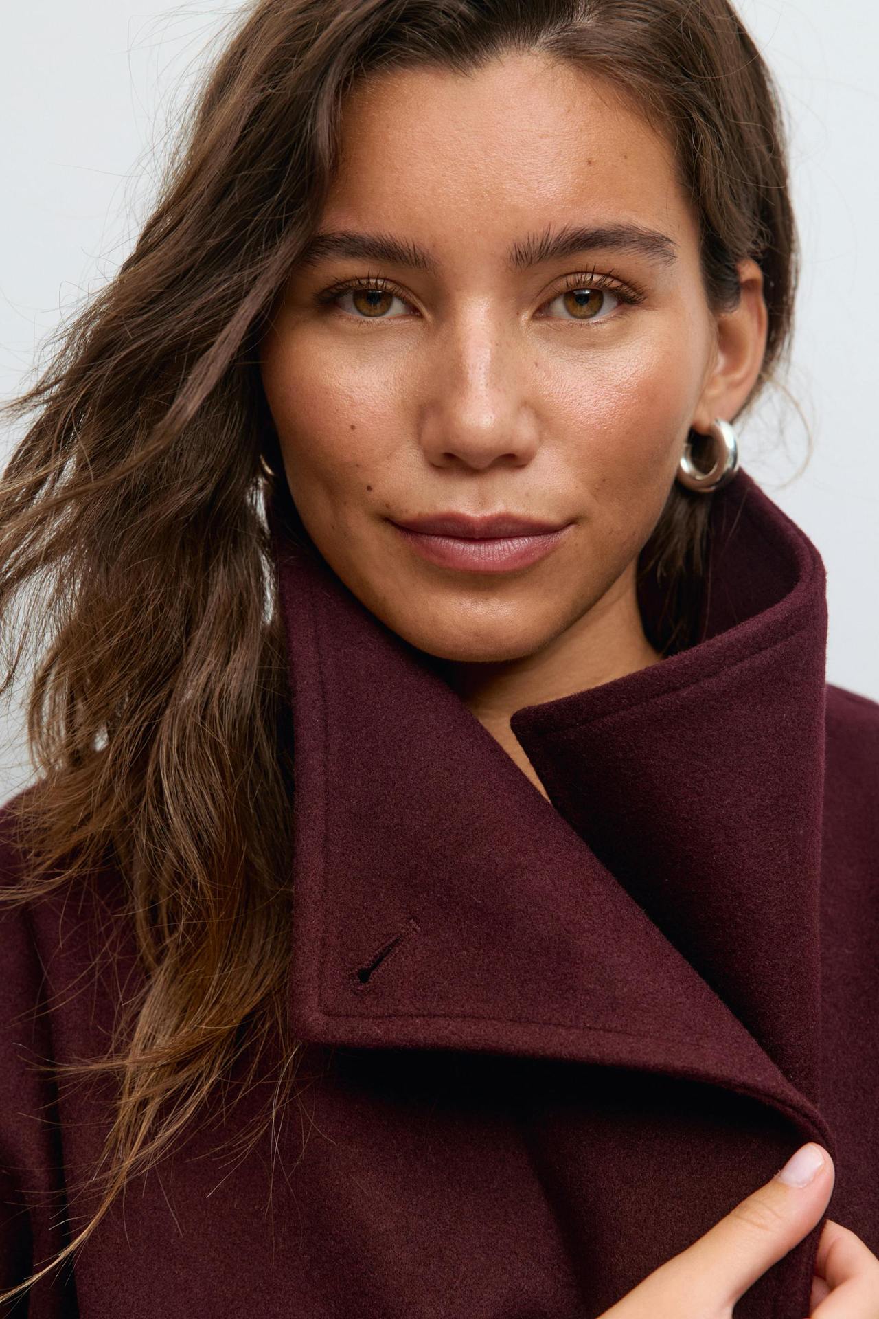 Alma Mid-Length Coat – Red – image 2