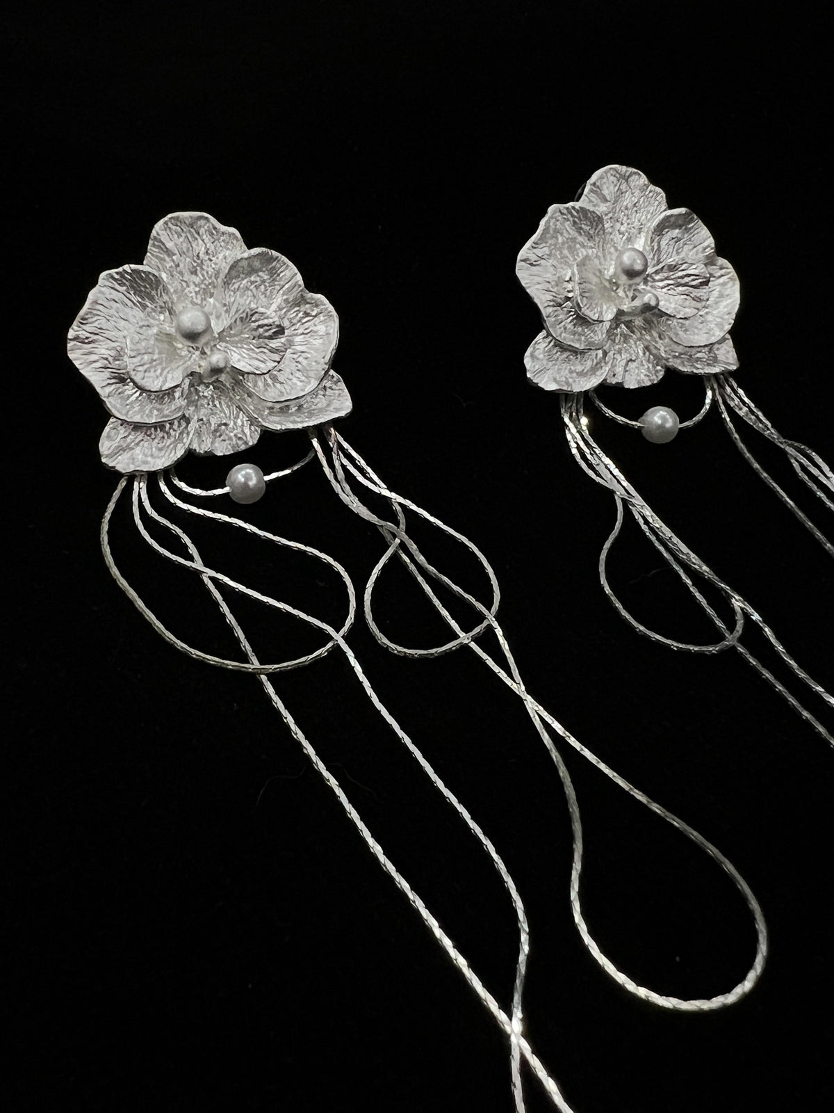 Ariah White Butterfly Orchid Earrings – image 4