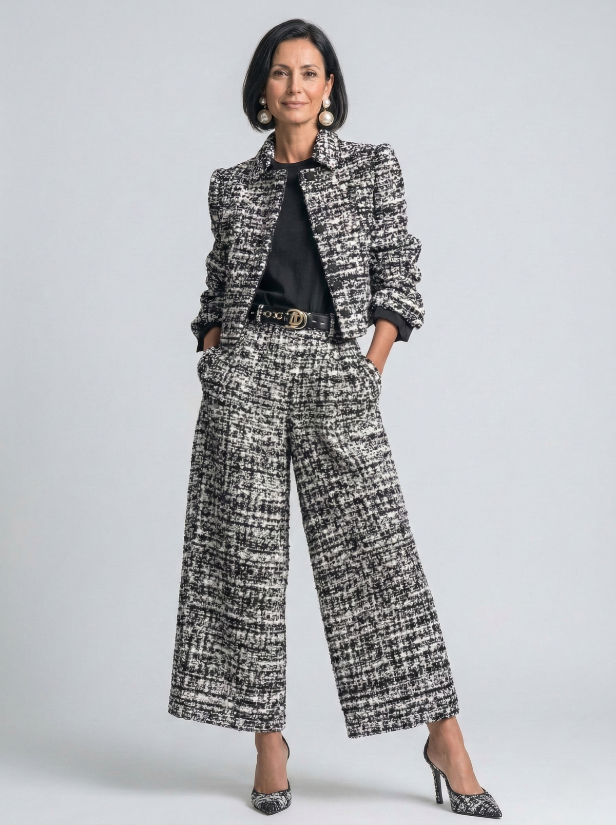 Lucía – Sophisticated and Versatile Set – image 1