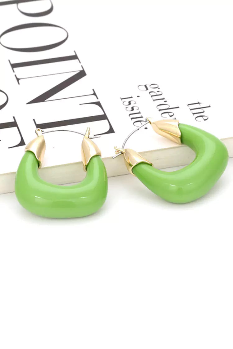 Maelira Green Resin Earrings – image 2