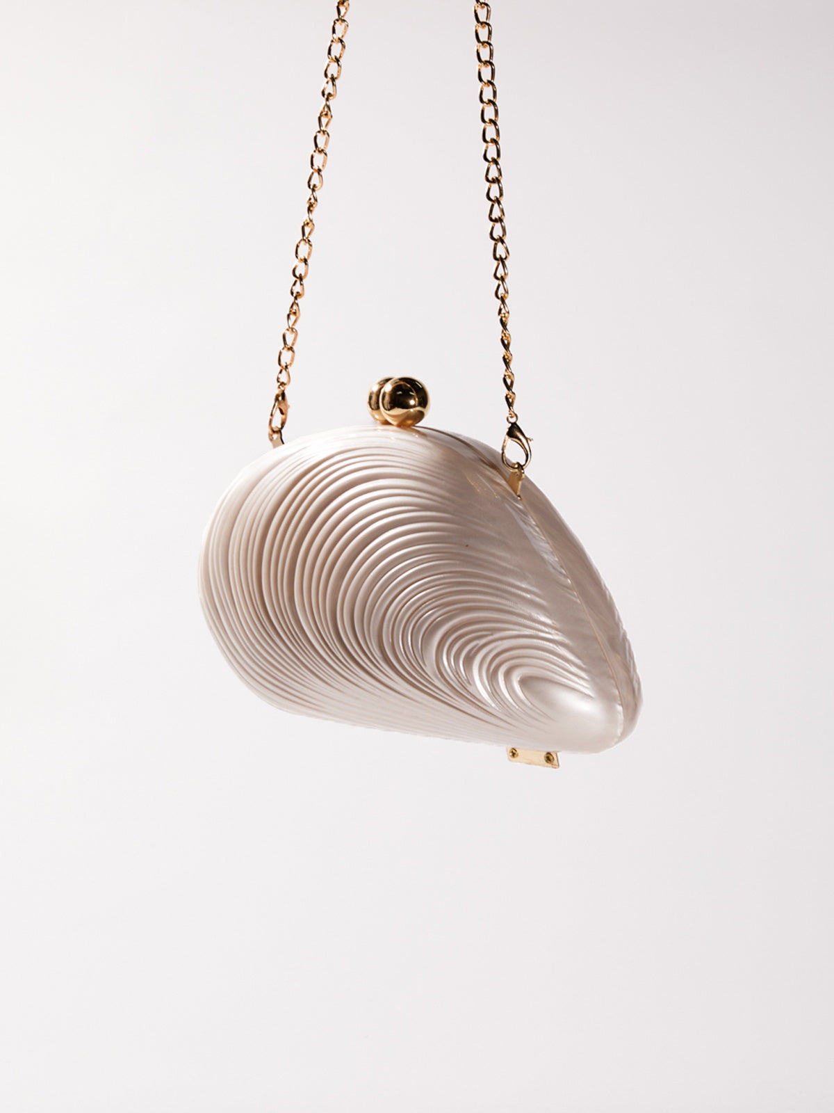 Mahin Seashell Convertible Clutch – image 2