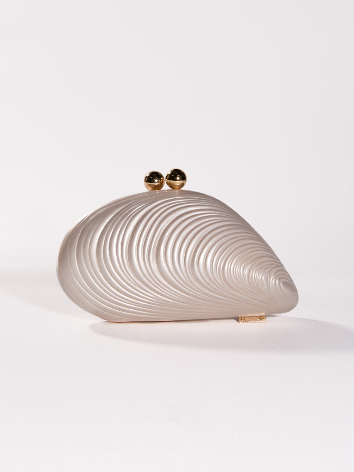 Mahin Seashell Convertible Clutch – image 1