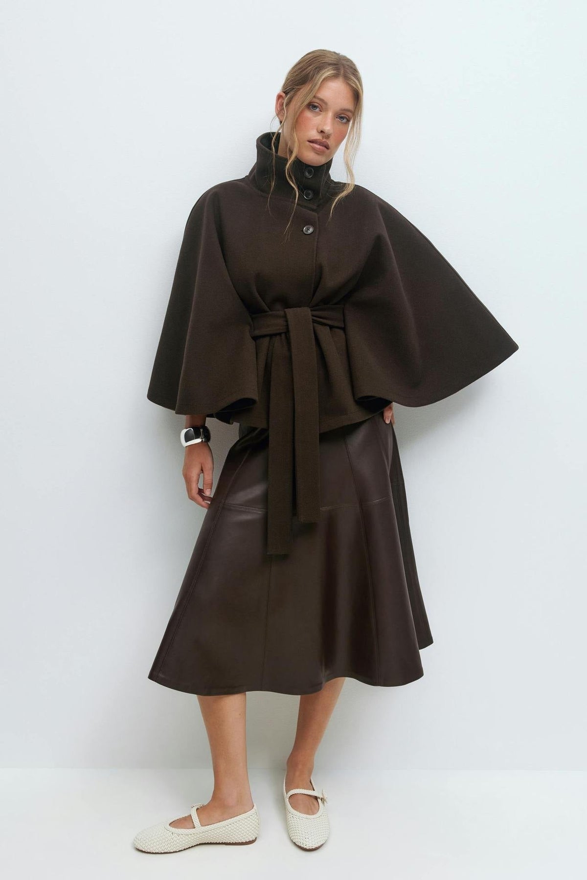 Capella Short Cape Coat – Brown – image 1