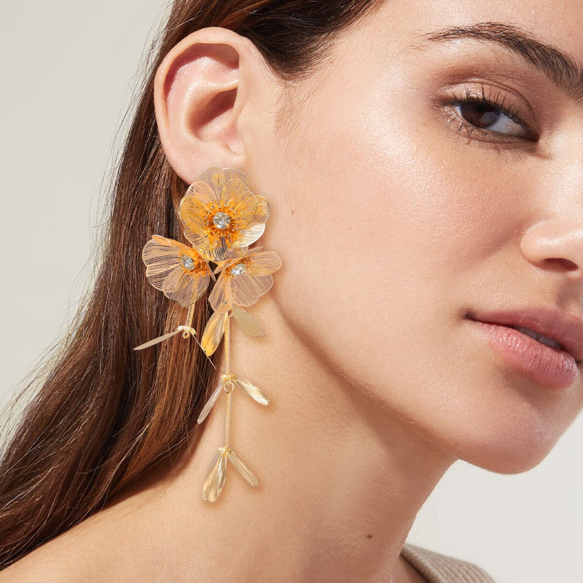 Jayla Flower Earrings – image 2
