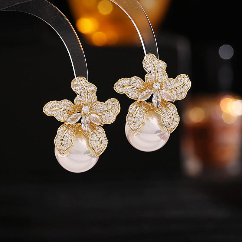 Amara Gold Pearl Earrings – image 2