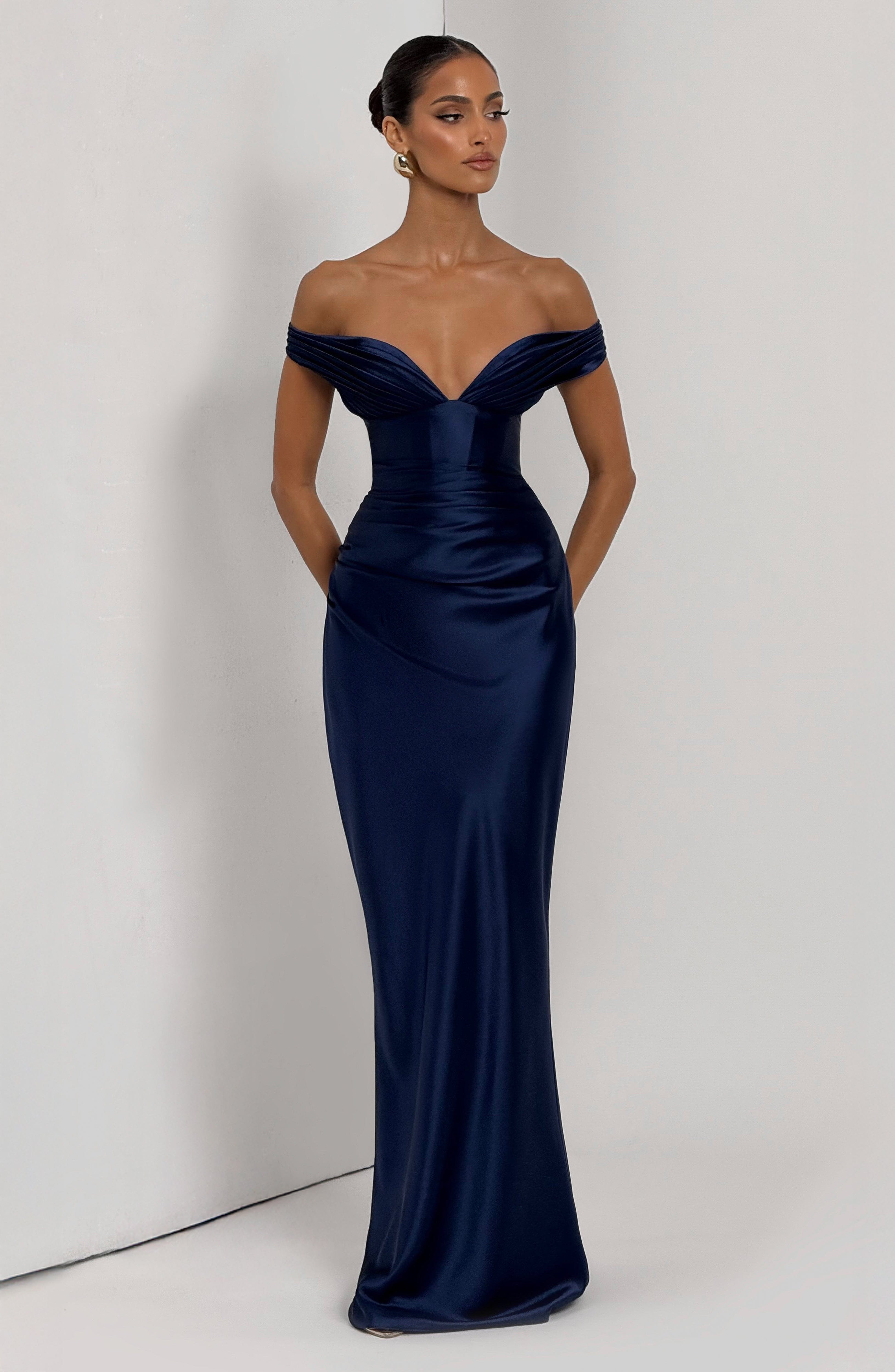 Aurelia Maxi Dress - Navy – image 9