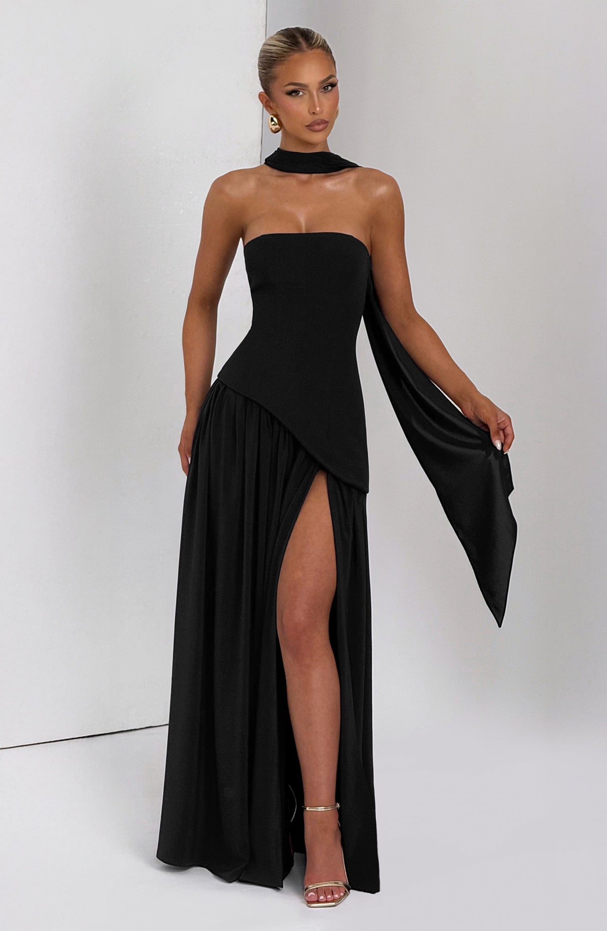 Maliyah Maxi Dress - Black – image 6