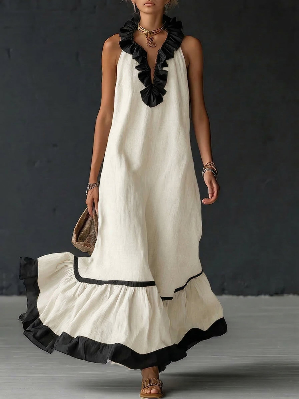 Elegant and romantic maxi dress with ruffles and colour-block panels – image 8