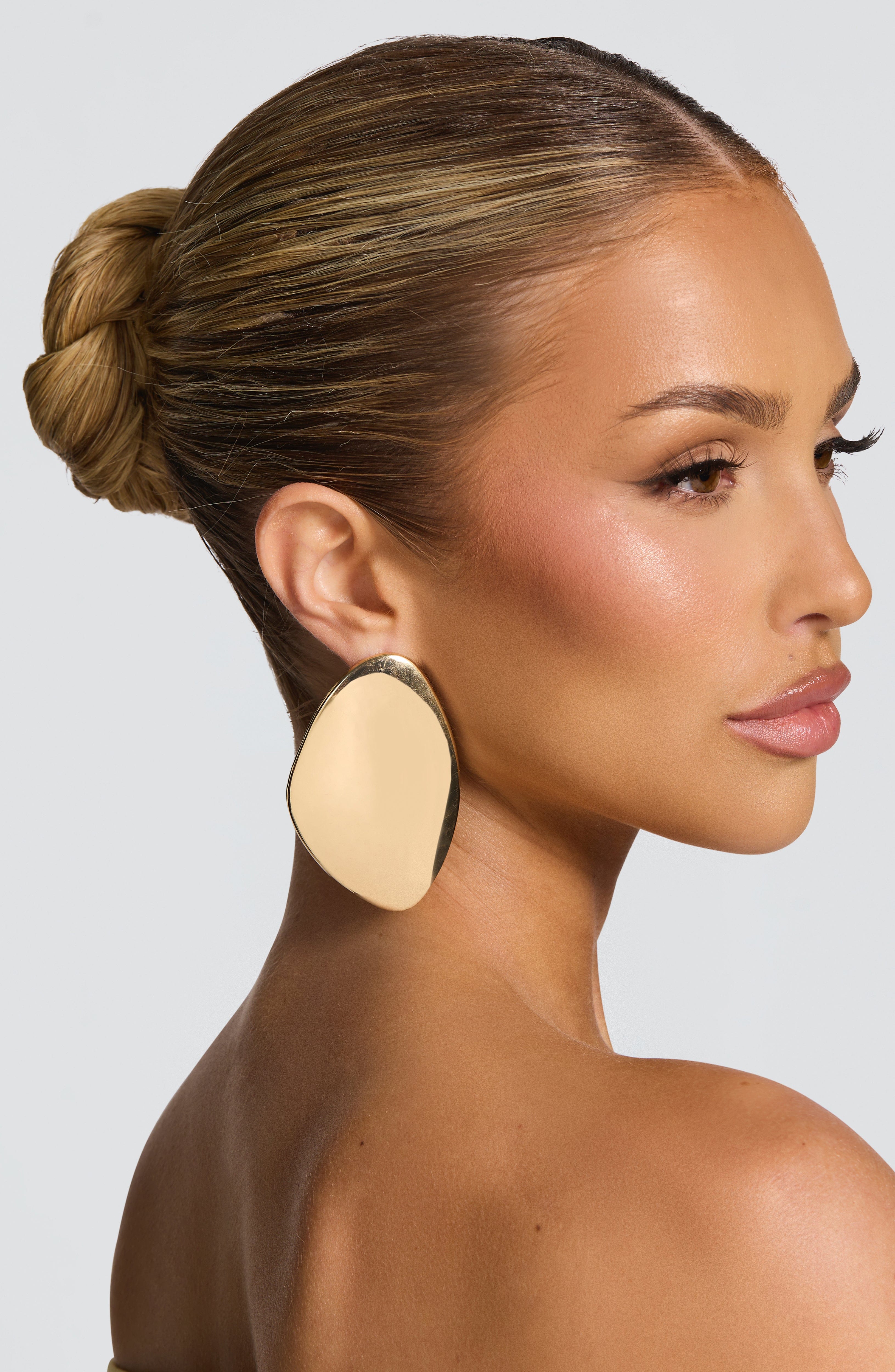 Yuki Earrings - Gold – image 3